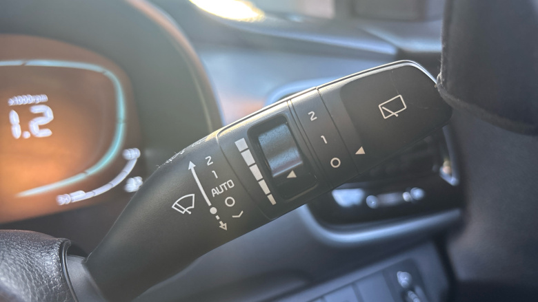 Kia Stonic 1.0T GDi 48V Shadow 5dr DCT Petrol Estate